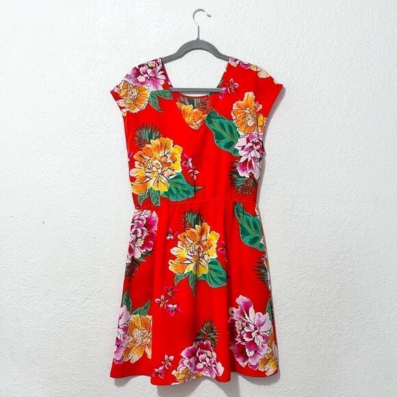 Old Navy floral dress - Picture 2 of 16